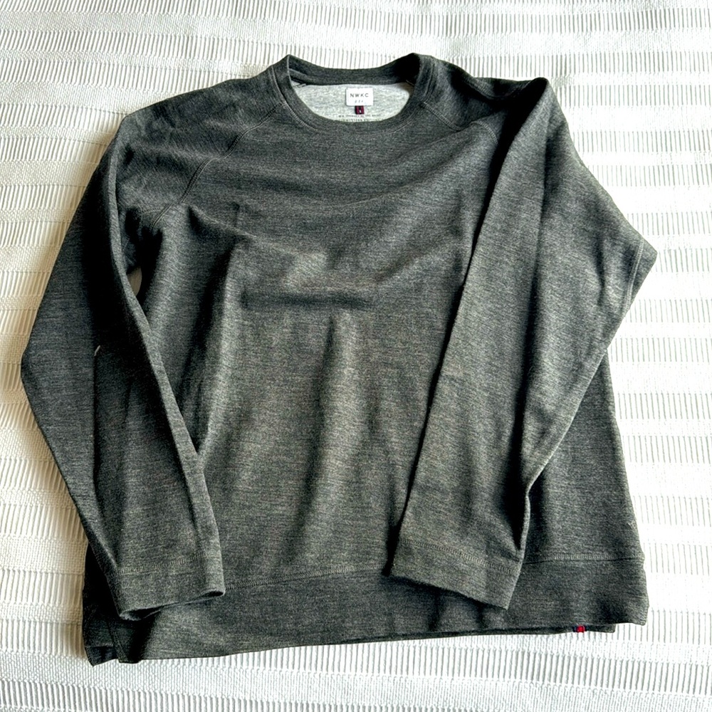 NWKC Men’s Sweater Charcoal Grey Large.  Great condition. Worn maybe 10 times.